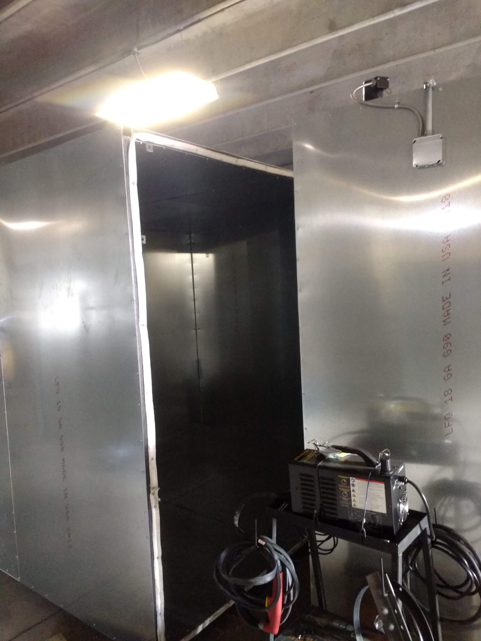 https://www.eptexcoatings.com/wp-content/uploads/2019/09/8x10x16-480V-oven-1-scaled.jpg